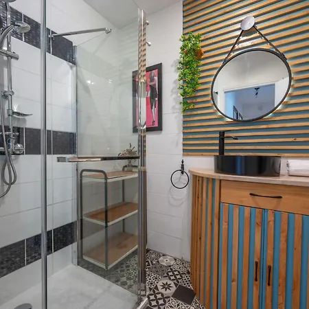 Apartment Les Cyclades By Interhome Antibes