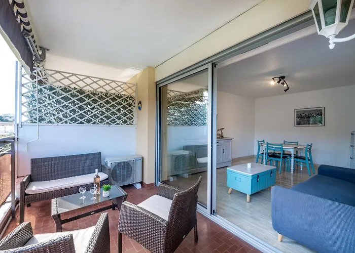 Les Cyclades By Interhome Appartamento Antibes